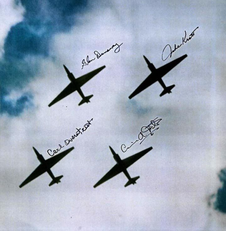 u-2_diamond_formation_lores.jpg